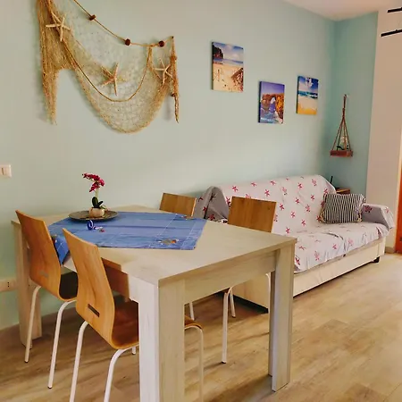 Il Piccolo Remo Apartment *